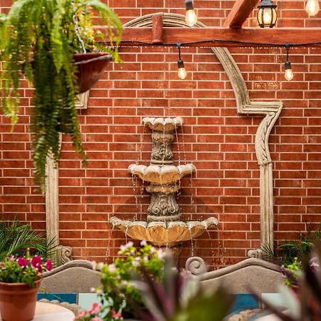 Hostal Victoria グラナダ エクステリア 写真