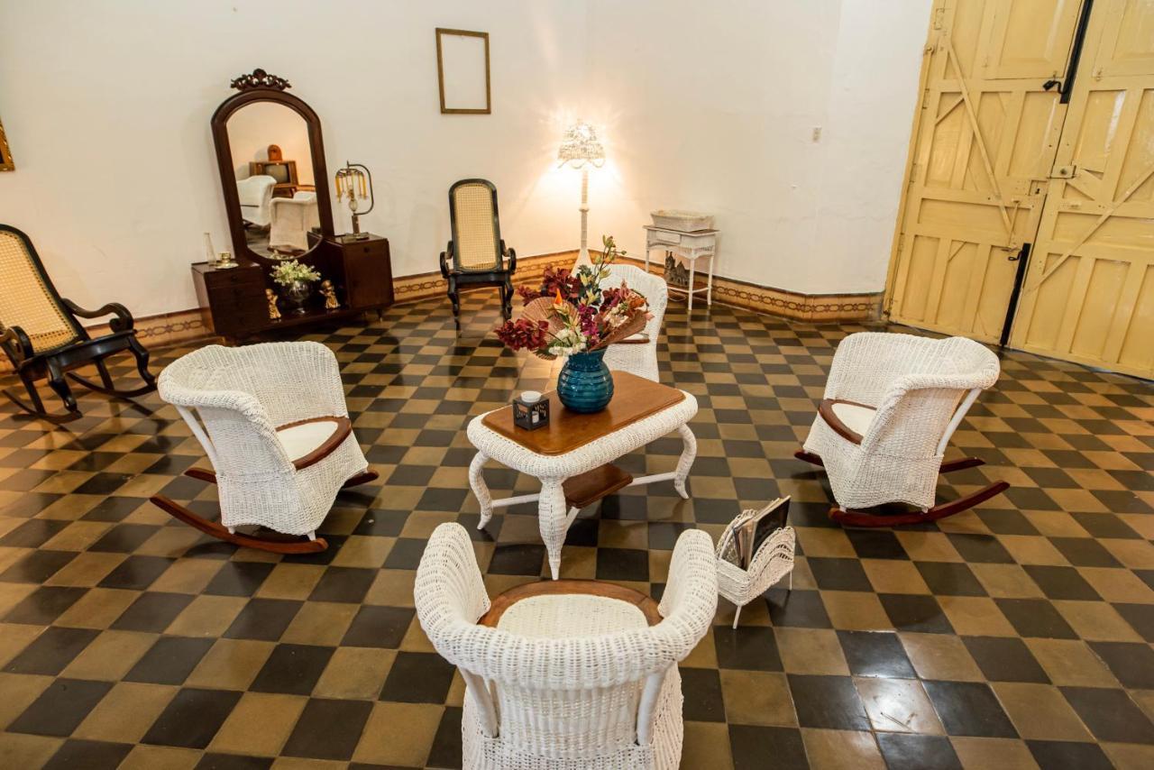 Hostal Victoria グラナダ エクステリア 写真