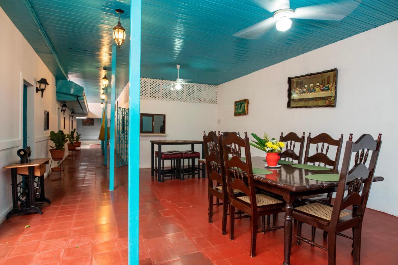Hostal Victoria グラナダ エクステリア 写真