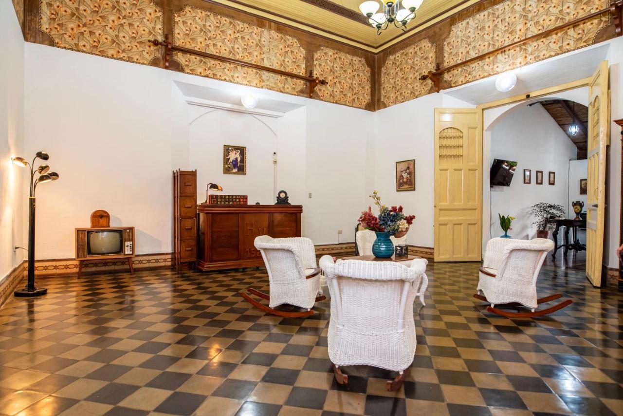 Hostal Victoria グラナダ エクステリア 写真