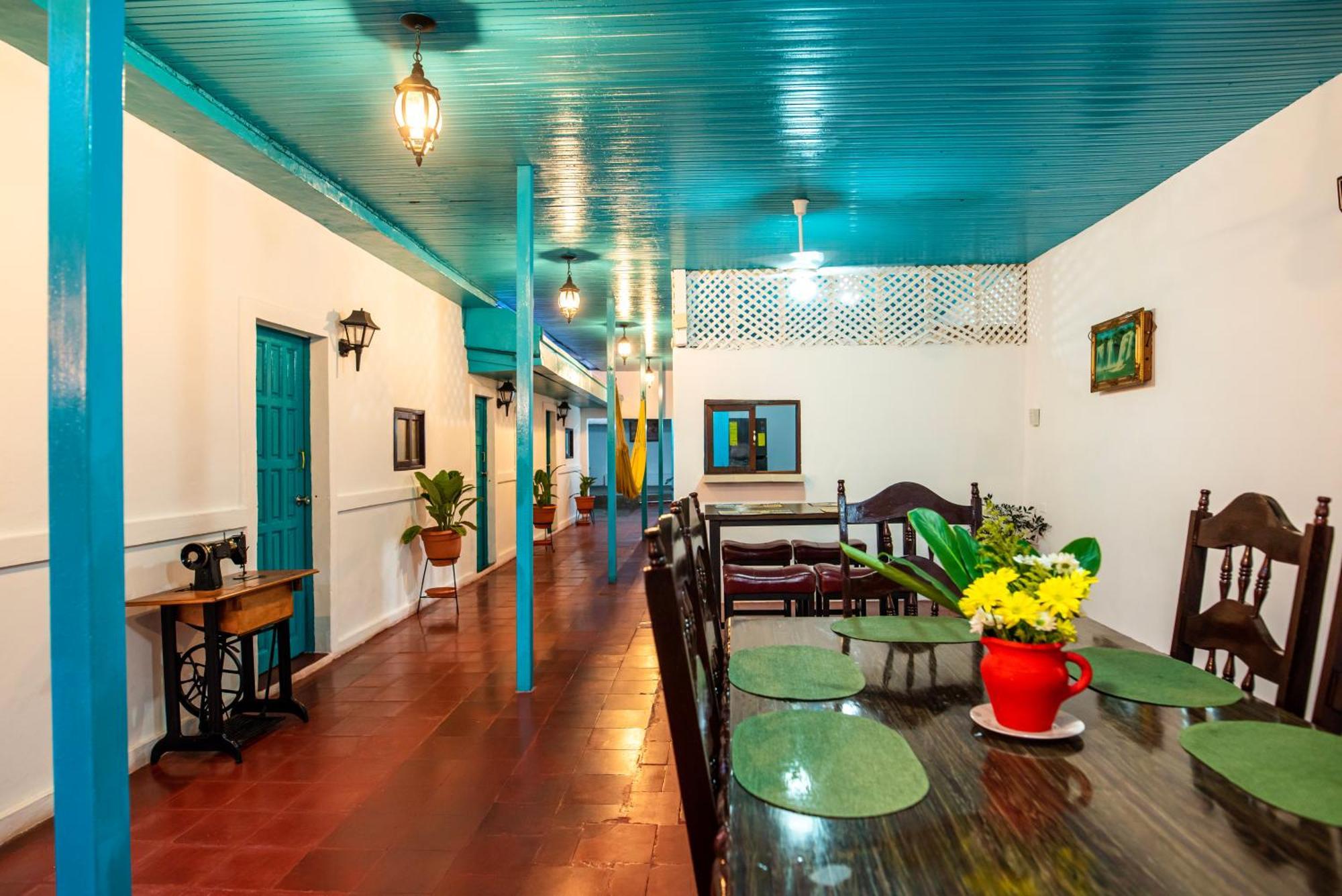Hostal Victoria グラナダ エクステリア 写真